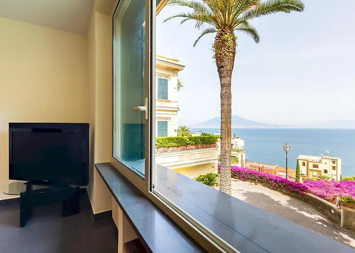 Villa Dolcevita by Napoliapartments